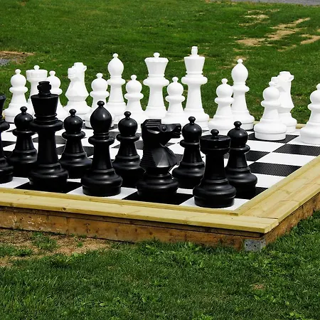 Camp Sjusjoen * Mesnali