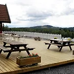 Camp Sjusjoen * Mesnali