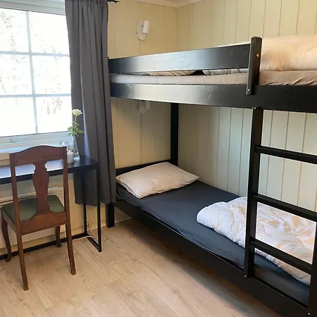 Camp Sjusjoen * Mesnali