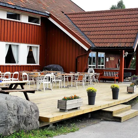 Camp Sjusjoen * Mesnali